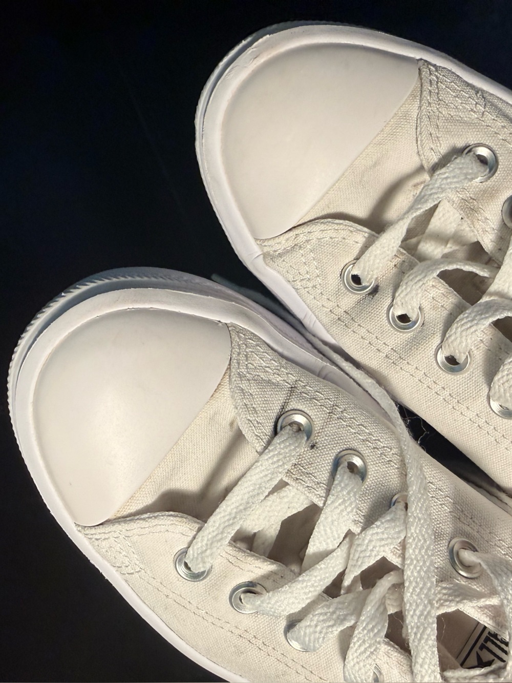 Women’s size 9 Converse White Canvas Platform Sneakers - Picture 5 of 9